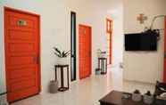 Common Space 6 OYO 93311 Pesona Orange Homestay 