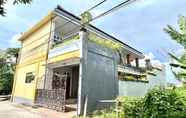 Exterior 3 Sublime Seaside Villa Near Sunset Beach Tanah Lot