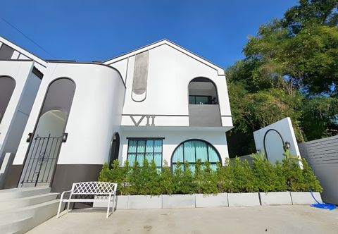 Exterior Live With Passion Pool Villa