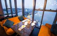 Bar, Cafe and Lounge 4 AnStay Luxury  in A La Carte Ha Long