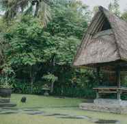 Lobby 3 Serene Hideaway Resort Near Monkey Forest