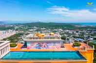 Hồ bơi Venice Hotel Phu Quoc - Free Hon Thom Island Waterpark Cable Car & Sunset Town Tour