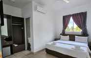 Bedroom 2 Lilla Summer Retreat (Formerly known as Karak Orchard Resort)