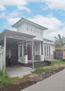 EXTERIOR_BUILDING OYO 93400 Pondok Tawing Rumbih