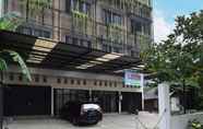 Bangunan 4 OYO 93503 Lotte Residence