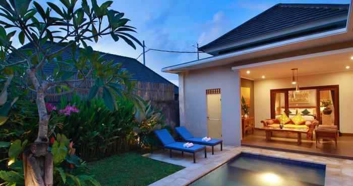 สระว่ายน้ำ Wanderlust Villa with Private Pool Central Ubud