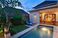 สระว่ายน้ำ Wanderlust Villa with Private Pool Central Ubud