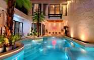 Kolam Renang 3 Jun's Villa Tangerang 4BR Luxury Aesthetic & Homey