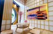 Entertainment Facility 6 Jun's Villa Tangerang 4BR Luxury Aesthetic & Homey