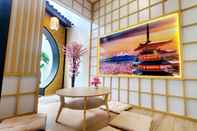 Entertainment Facility Jun's Villa Tangerang 4BR Luxury Aesthetic & Homey