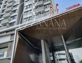 Exterior 2 M Vertica Premier Suites by BlueBanana