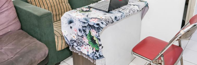 Lobby SPOT ON 93515 Pulo Gebang Guest House