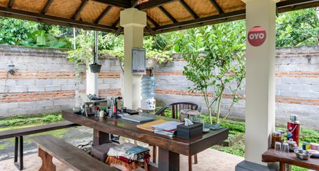 Lobi 2 Belvilla Calm Haven Amabela Garden Lovina Beach