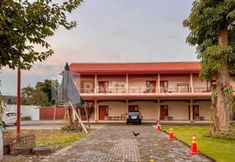 Exterior 6 Ndalem Joglo Kawijayan Syariah Mitra RedDoorz