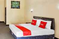Bedroom Capital O 93391 Golden Manggis Hotel