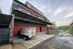 OYO 93532 Kost Nian Syariah  Near SPBU Pertamina 74.91657 Mattirotasi Sidrap, USD 3.59
