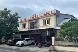 OYO 93412 Kost Irma Syariah  Near UPTD SMP Negeri 8 Parepare, Rp 68.776