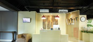 Lobby 2 LYNT Hotel Jakarta