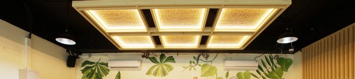 Bar, Cafe and Lounge 4 LYNT Hotel Jakarta