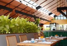 Restaurant 3 Cross Paasha Bali Seminyak
