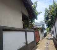 Exterior 2 OYO 93425 Homestay Anisa