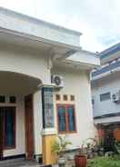 EXTERIOR_BUILDING OYO 93425 Homestay Anisa