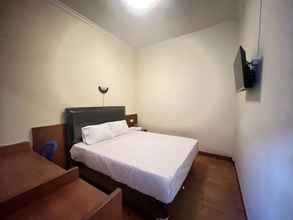 Kamar Tidur 4 LestInn Homestay Monjali Mitra RedDoorz