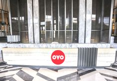 로비 4 OYO 93447 City Rooms Apartment