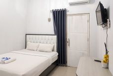 Bedroom RedDoorz Syariah near Lapangan Persijam Jambi
