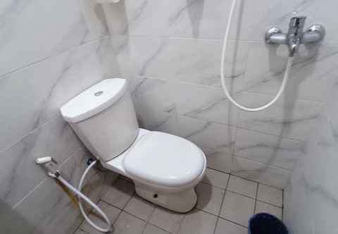 In-room Bathroom OYO 93779 Bumi Tenang Homestay