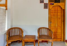 Lobi 6 OYO 93729 Radesa Family Homestay