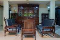 Lobby Capital O 989 Audah Guesthouse Syariah