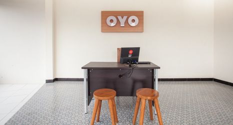 ロビー 2 Hotel O Cozy Residence Syariah