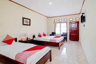 Bedroom Collection O 90461 Graha Atmadja Syariah Guest House
