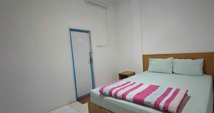 Kamar Tidur OYO 93468 The Noru Syariah