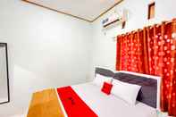 Bedroom RedDoorz Syariah @ Alun-Alun Nganjuk 2