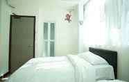 Lobi 7 Alohas Hostel