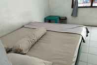 Bedroom SPOT ON 93534 Losmen Karunia Katingan