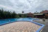 สระว่ายน้ำ Belvilla 93805 Queen Villa Near Bali Zoo