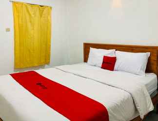 Kamar Tidur 2 RedDoorz Syariah Near UMY Yogyakarta 2