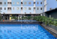 Swimming Pool 3 RedLiving Apartemen Urbantown Serpong - Aurora Rooms