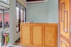 ロビー OYO 93660 New Family Hotel Syariah