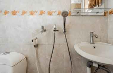 In-room Bathroom 2 OYO 93656 Villa Cassanova Syariah