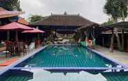 Swimming Pool 5 Villa Embun Pagi