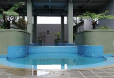 Common Space 3 Hotel O Apartment Grand Asia Afrika By Prisma