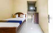 Kamar Tidur 3 SPOT ON 93612 Kencana Homestay Syariah