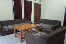 Common Space Hotel O Penginapan Annisya Near SMA Negeri 2 Mataram