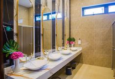 In-room Bathroom 7 Sandals Aquila Hotel