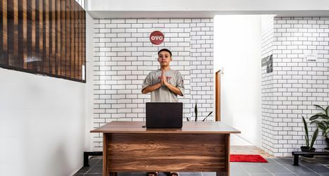 Lobi 2 SPOT ON 93624 Damai 3 Guest House Syariah