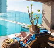 Hồ bơi 2 Gonsala Hotel Nha Trang